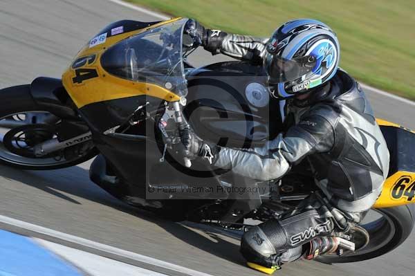Motorcycle action photographs;Trackday digital images;donington;donington park leicestershire;donington photographs;event digital images;eventdigitalimages;no limits trackday;peter wileman photography;trackday;trackday photos
