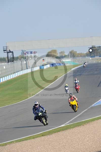 Motorcycle action photographs;Trackday digital images;donington;donington park leicestershire;donington photographs;event digital images;eventdigitalimages;no limits trackday;peter wileman photography;trackday;trackday photos