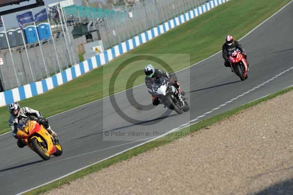 Motorcycle action photographs;Trackday digital images;donington;donington park leicestershire;donington photographs;event digital images;eventdigitalimages;no limits trackday;peter wileman photography;trackday;trackday photos