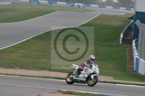 Motorcycle action photographs;Trackday digital images;donington;donington park leicestershire;donington photographs;event digital images;eventdigitalimages;no limits trackday;peter wileman photography;trackday;trackday photos