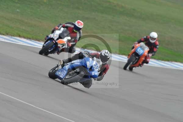 Motorcycle action photographs;Trackday digital images;donington;donington park leicestershire;donington photographs;event digital images;eventdigitalimages;no limits trackday;peter wileman photography;trackday;trackday photos