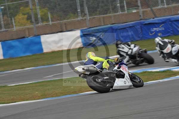 Motorcycle action photographs;Trackday digital images;donington;donington park leicestershire;donington photographs;event digital images;eventdigitalimages;no limits trackday;peter wileman photography;trackday;trackday photos