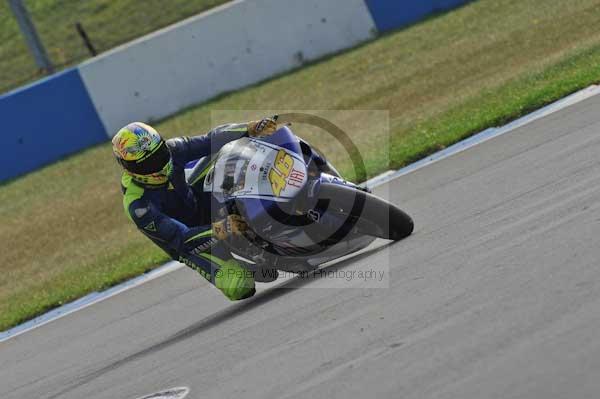 Motorcycle action photographs;Trackday digital images;donington;donington park leicestershire;donington photographs;event digital images;eventdigitalimages;no limits trackday;peter wileman photography;trackday;trackday photos