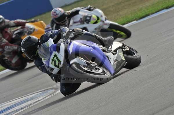 Motorcycle action photographs;Trackday digital images;donington;donington park leicestershire;donington photographs;event digital images;eventdigitalimages;no limits trackday;peter wileman photography;trackday;trackday photos