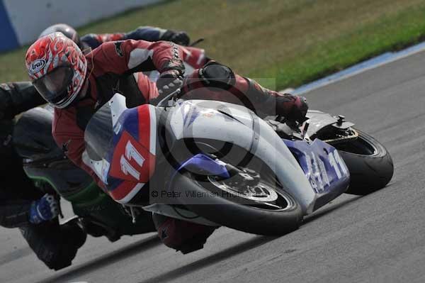 Motorcycle action photographs;Trackday digital images;donington;donington park leicestershire;donington photographs;event digital images;eventdigitalimages;no limits trackday;peter wileman photography;trackday;trackday photos