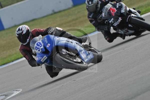 Motorcycle action photographs;Trackday digital images;donington;donington park leicestershire;donington photographs;event digital images;eventdigitalimages;no limits trackday;peter wileman photography;trackday;trackday photos