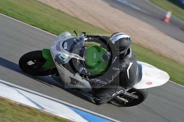 Motorcycle action photographs;Trackday digital images;donington;donington park leicestershire;donington photographs;event digital images;eventdigitalimages;no limits trackday;peter wileman photography;trackday;trackday photos