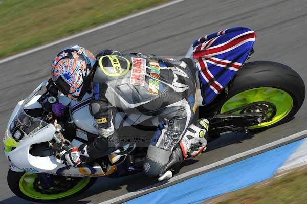 Motorcycle action photographs;Trackday digital images;donington;donington park leicestershire;donington photographs;event digital images;eventdigitalimages;no limits trackday;peter wileman photography;trackday;trackday photos