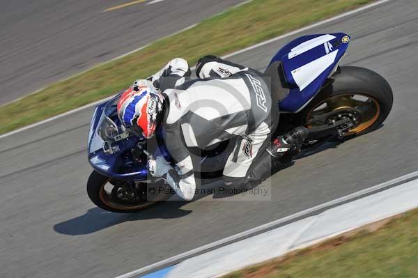 Motorcycle action photographs;Trackday digital images;donington;donington park leicestershire;donington photographs;event digital images;eventdigitalimages;no limits trackday;peter wileman photography;trackday;trackday photos