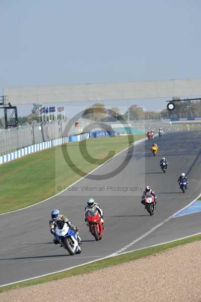 Motorcycle action photographs;Trackday digital images;donington;donington park leicestershire;donington photographs;event digital images;eventdigitalimages;no limits trackday;peter wileman photography;trackday;trackday photos