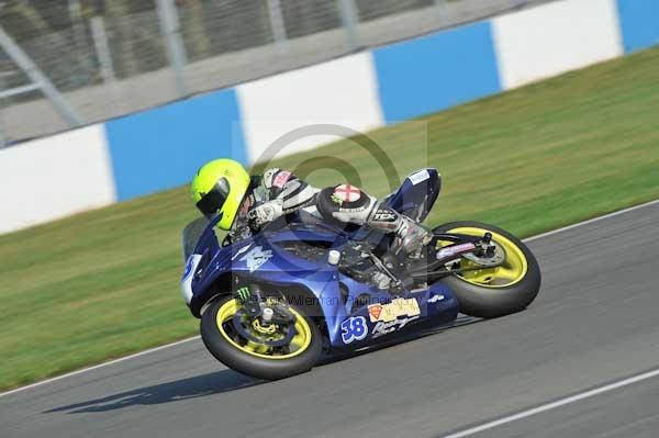 Motorcycle action photographs;Trackday digital images;donington;donington park leicestershire;donington photographs;event digital images;eventdigitalimages;no limits trackday;peter wileman photography;trackday;trackday photos