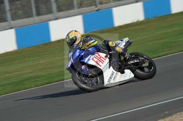 Motorcycle action photographs;Trackday digital images;donington;donington park leicestershire;donington photographs;event digital images;eventdigitalimages;no limits trackday;peter wileman photography;trackday;trackday photos