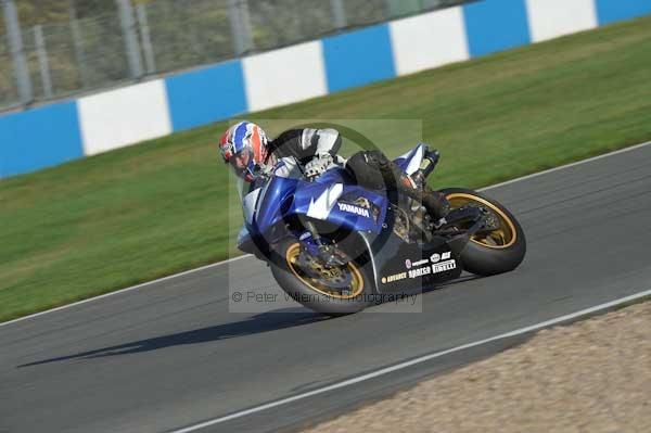 Motorcycle action photographs;Trackday digital images;donington;donington park leicestershire;donington photographs;event digital images;eventdigitalimages;no limits trackday;peter wileman photography;trackday;trackday photos