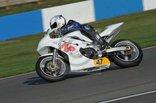 Motorcycle action photographs;Trackday digital images;donington;donington park leicestershire;donington photographs;event digital images;eventdigitalimages;no limits trackday;peter wileman photography;trackday;trackday photos
