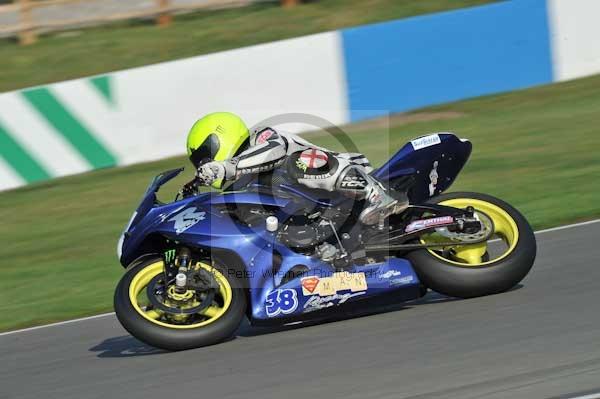 Motorcycle action photographs;Trackday digital images;donington;donington park leicestershire;donington photographs;event digital images;eventdigitalimages;no limits trackday;peter wileman photography;trackday;trackday photos