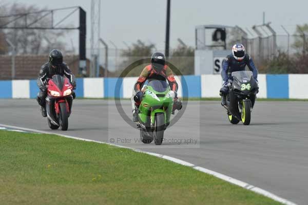 Motorcycle action photographs;Trackday digital images;donington;donington park leicestershire;donington photographs;event digital images;eventdigitalimages;no limits trackday;peter wileman photography;trackday;trackday photos