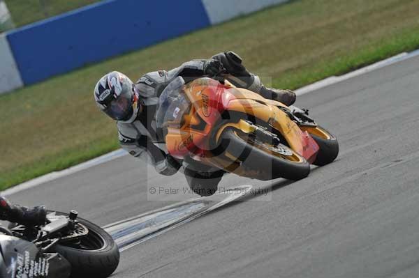 Motorcycle action photographs;Trackday digital images;donington;donington park leicestershire;donington photographs;event digital images;eventdigitalimages;no limits trackday;peter wileman photography;trackday;trackday photos