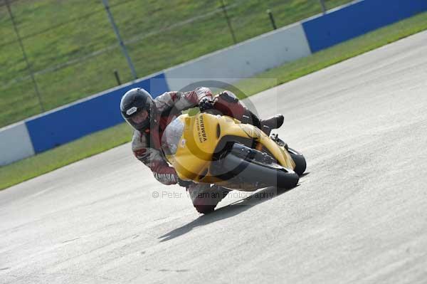 Motorcycle action photographs;Trackday digital images;donington;donington park leicestershire;donington photographs;event digital images;eventdigitalimages;no limits trackday;peter wileman photography;trackday;trackday photos