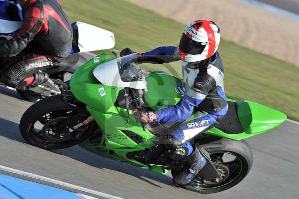 Motorcycle action photographs;Trackday digital images;donington;donington park leicestershire;donington photographs;event digital images;eventdigitalimages;no limits trackday;peter wileman photography;trackday;trackday photos