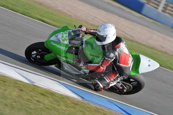 Motorcycle action photographs;Trackday digital images;donington;donington park leicestershire;donington photographs;event digital images;eventdigitalimages;no limits trackday;peter wileman photography;trackday;trackday photos