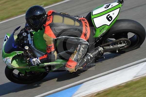 Motorcycle action photographs;Trackday digital images;donington;donington park leicestershire;donington photographs;event digital images;eventdigitalimages;no limits trackday;peter wileman photography;trackday;trackday photos