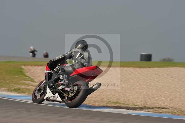 Motorcycle action photographs;Trackday digital images;donington;donington park leicestershire;donington photographs;event digital images;eventdigitalimages;no limits trackday;peter wileman photography;trackday;trackday photos