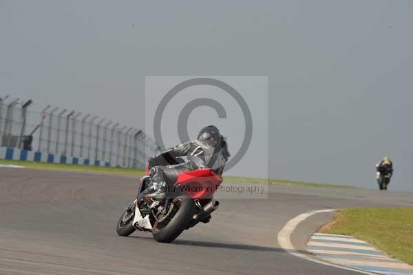 Motorcycle action photographs;Trackday digital images;donington;donington park leicestershire;donington photographs;event digital images;eventdigitalimages;no limits trackday;peter wileman photography;trackday;trackday photos
