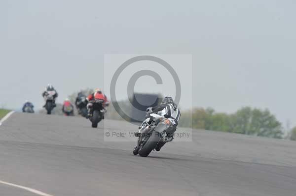 Motorcycle action photographs;Trackday digital images;donington;donington park leicestershire;donington photographs;event digital images;eventdigitalimages;no limits trackday;peter wileman photography;trackday;trackday photos