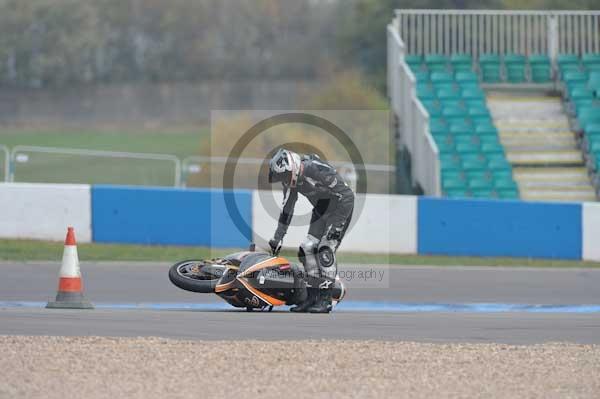 Motorcycle action photographs;Trackday digital images;donington;donington park leicestershire;donington photographs;event digital images;eventdigitalimages;no limits trackday;peter wileman photography;trackday;trackday photos