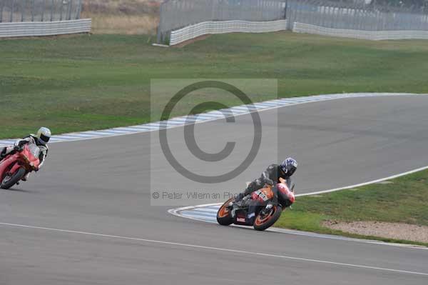Motorcycle action photographs;Trackday digital images;donington;donington park leicestershire;donington photographs;event digital images;eventdigitalimages;no limits trackday;peter wileman photography;trackday;trackday photos
