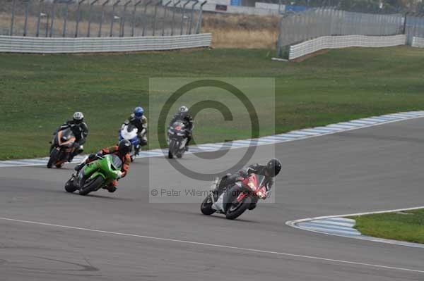 Motorcycle action photographs;Trackday digital images;donington;donington park leicestershire;donington photographs;event digital images;eventdigitalimages;no limits trackday;peter wileman photography;trackday;trackday photos