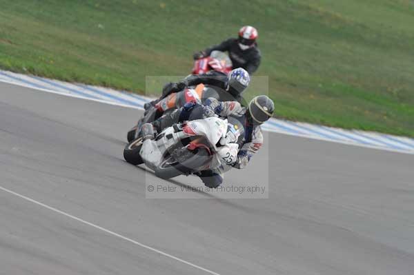 Motorcycle action photographs;Trackday digital images;donington;donington park leicestershire;donington photographs;event digital images;eventdigitalimages;no limits trackday;peter wileman photography;trackday;trackday photos