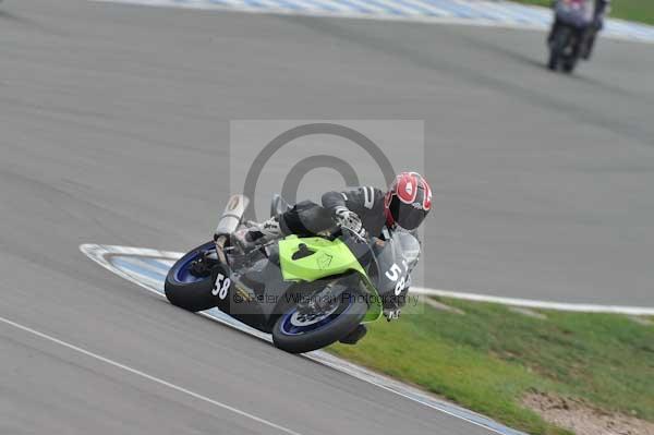 Motorcycle action photographs;Trackday digital images;donington;donington park leicestershire;donington photographs;event digital images;eventdigitalimages;no limits trackday;peter wileman photography;trackday;trackday photos