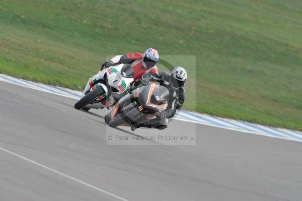 Motorcycle action photographs;Trackday digital images;donington;donington park leicestershire;donington photographs;event digital images;eventdigitalimages;no limits trackday;peter wileman photography;trackday;trackday photos
