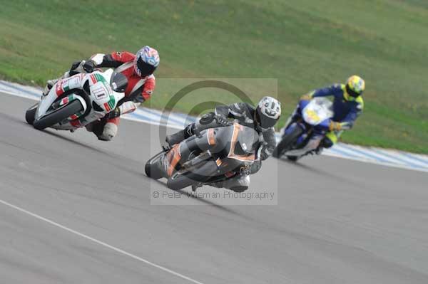 Motorcycle action photographs;Trackday digital images;donington;donington park leicestershire;donington photographs;event digital images;eventdigitalimages;no limits trackday;peter wileman photography;trackday;trackday photos