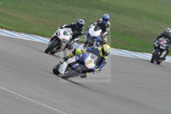 Motorcycle action photographs;Trackday digital images;donington;donington park leicestershire;donington photographs;event digital images;eventdigitalimages;no limits trackday;peter wileman photography;trackday;trackday photos