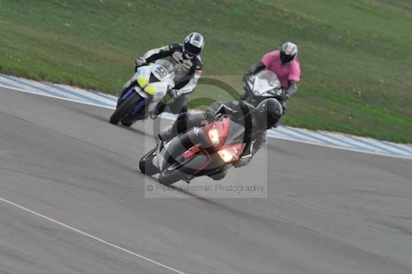 Motorcycle action photographs;Trackday digital images;donington;donington park leicestershire;donington photographs;event digital images;eventdigitalimages;no limits trackday;peter wileman photography;trackday;trackday photos