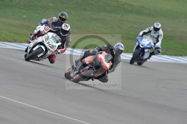 Motorcycle action photographs;Trackday digital images;donington;donington park leicestershire;donington photographs;event digital images;eventdigitalimages;no limits trackday;peter wileman photography;trackday;trackday photos