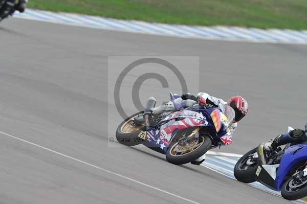 Motorcycle action photographs;Trackday digital images;donington;donington park leicestershire;donington photographs;event digital images;eventdigitalimages;no limits trackday;peter wileman photography;trackday;trackday photos
