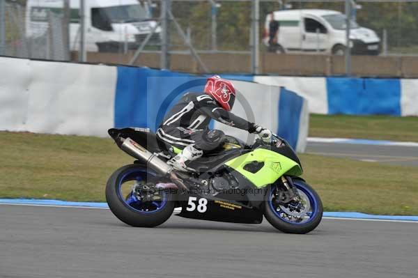 Motorcycle action photographs;Trackday digital images;donington;donington park leicestershire;donington photographs;event digital images;eventdigitalimages;no limits trackday;peter wileman photography;trackday;trackday photos