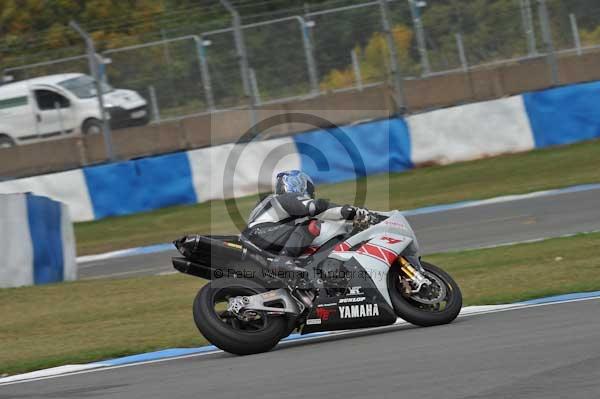 Motorcycle action photographs;Trackday digital images;donington;donington park leicestershire;donington photographs;event digital images;eventdigitalimages;no limits trackday;peter wileman photography;trackday;trackday photos
