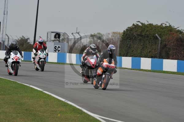 Motorcycle action photographs;Trackday digital images;donington;donington park leicestershire;donington photographs;event digital images;eventdigitalimages;no limits trackday;peter wileman photography;trackday;trackday photos