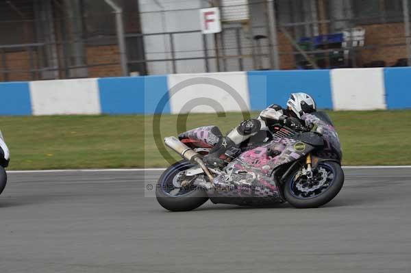 Motorcycle action photographs;Trackday digital images;donington;donington park leicestershire;donington photographs;event digital images;eventdigitalimages;no limits trackday;peter wileman photography;trackday;trackday photos