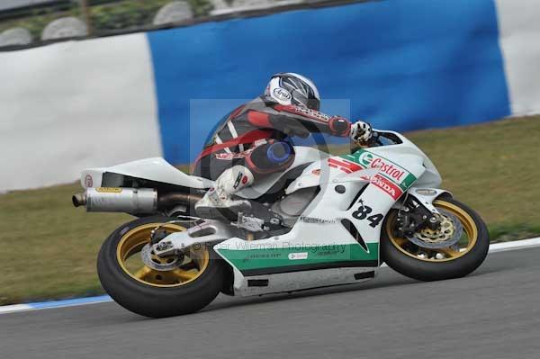 Motorcycle action photographs;Trackday digital images;donington;donington park leicestershire;donington photographs;event digital images;eventdigitalimages;no limits trackday;peter wileman photography;trackday;trackday photos