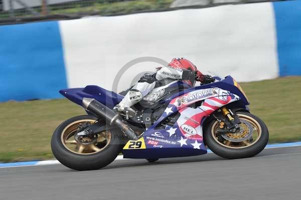 Motorcycle action photographs;Trackday digital images;donington;donington park leicestershire;donington photographs;event digital images;eventdigitalimages;no limits trackday;peter wileman photography;trackday;trackday photos