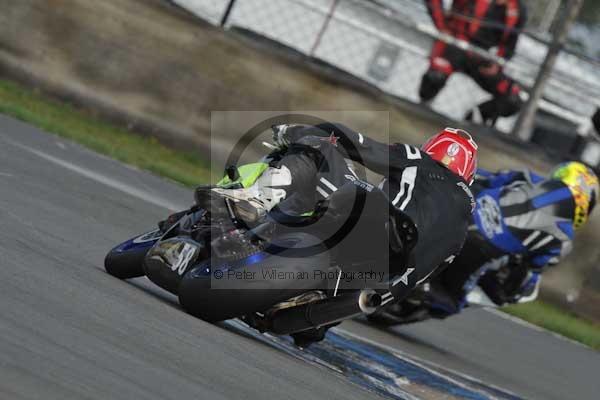 Motorcycle action photographs;Trackday digital images;donington;donington park leicestershire;donington photographs;event digital images;eventdigitalimages;no limits trackday;peter wileman photography;trackday;trackday photos