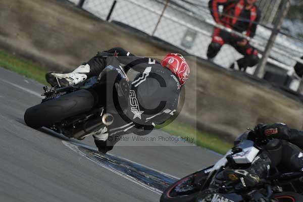 Motorcycle action photographs;Trackday digital images;donington;donington park leicestershire;donington photographs;event digital images;eventdigitalimages;no limits trackday;peter wileman photography;trackday;trackday photos