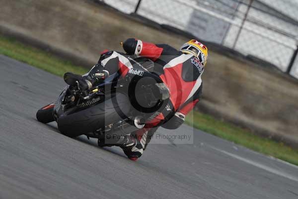 Motorcycle action photographs;Trackday digital images;donington;donington park leicestershire;donington photographs;event digital images;eventdigitalimages;no limits trackday;peter wileman photography;trackday;trackday photos