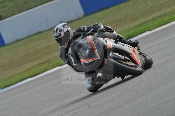 Motorcycle action photographs;Trackday digital images;donington;donington park leicestershire;donington photographs;event digital images;eventdigitalimages;no limits trackday;peter wileman photography;trackday;trackday photos