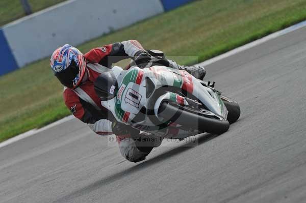 Motorcycle action photographs;Trackday digital images;donington;donington park leicestershire;donington photographs;event digital images;eventdigitalimages;no limits trackday;peter wileman photography;trackday;trackday photos